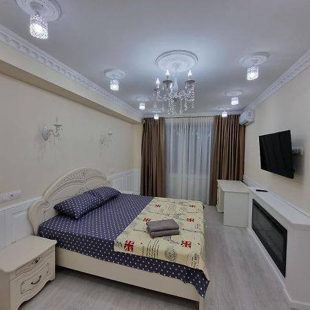 Business Class Apartments In The City Center Kischinau Exterior foto