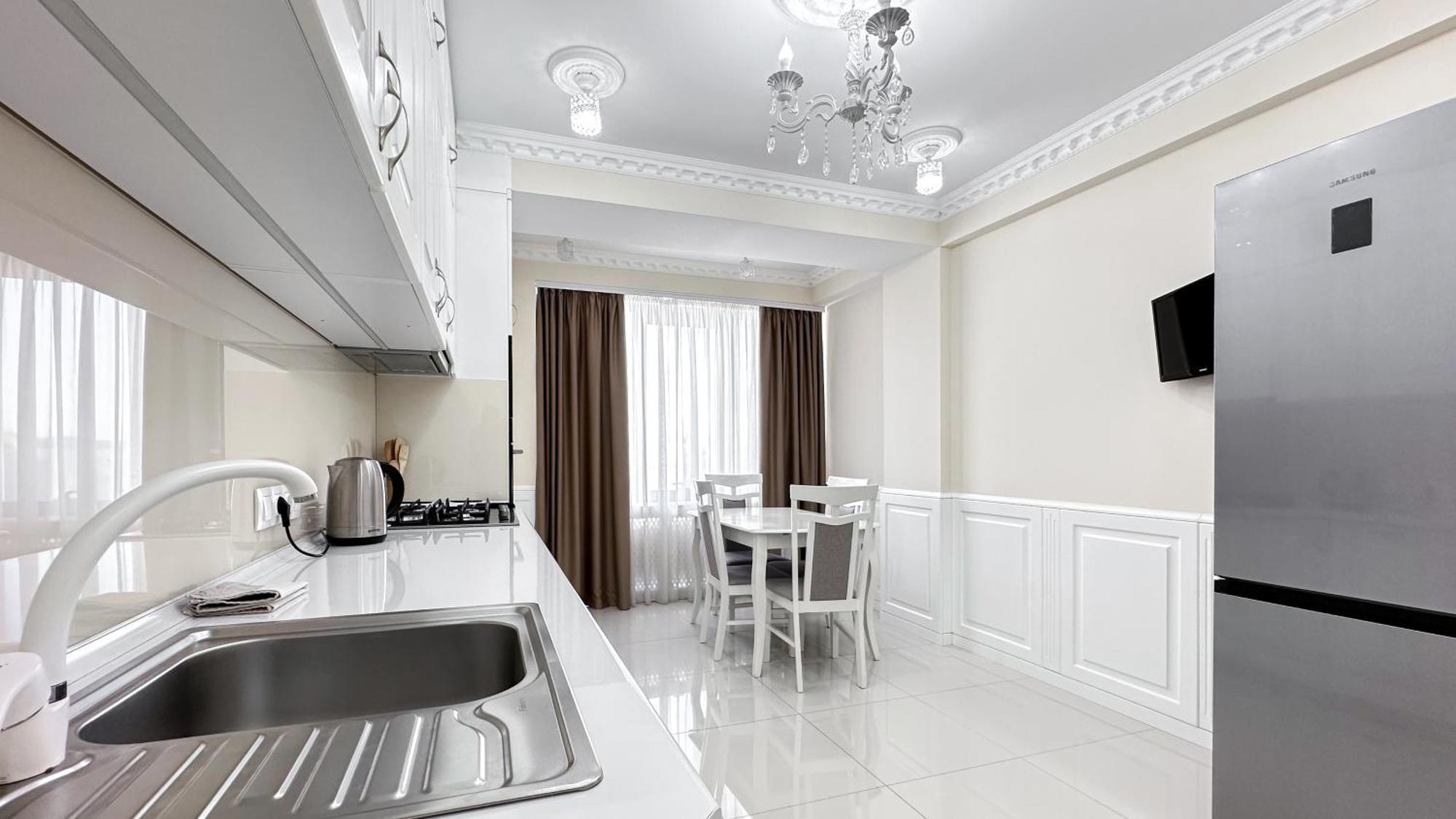 Business Class Apartments In The City Center Kischinau Exterior foto